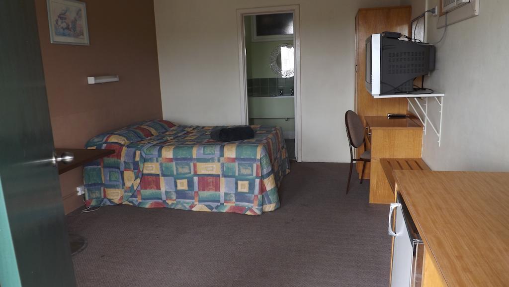 Collie Motel Δωμάτιο φωτογραφία