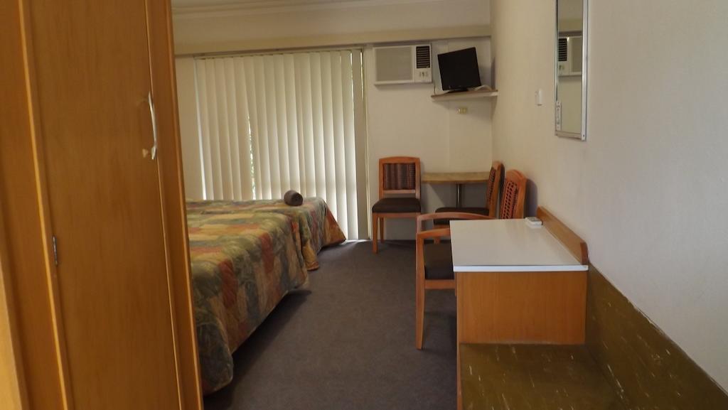 Collie Motel Εξωτερικό φωτογραφία