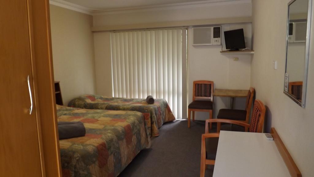 Collie Motel Δωμάτιο φωτογραφία